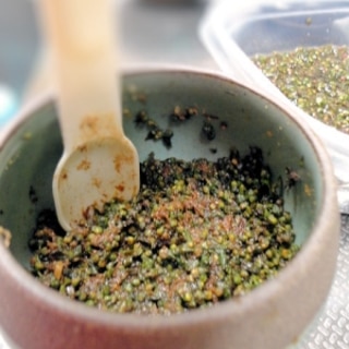 レンジで簡単☆紫蘇の実と鰹節のレンチン佃煮